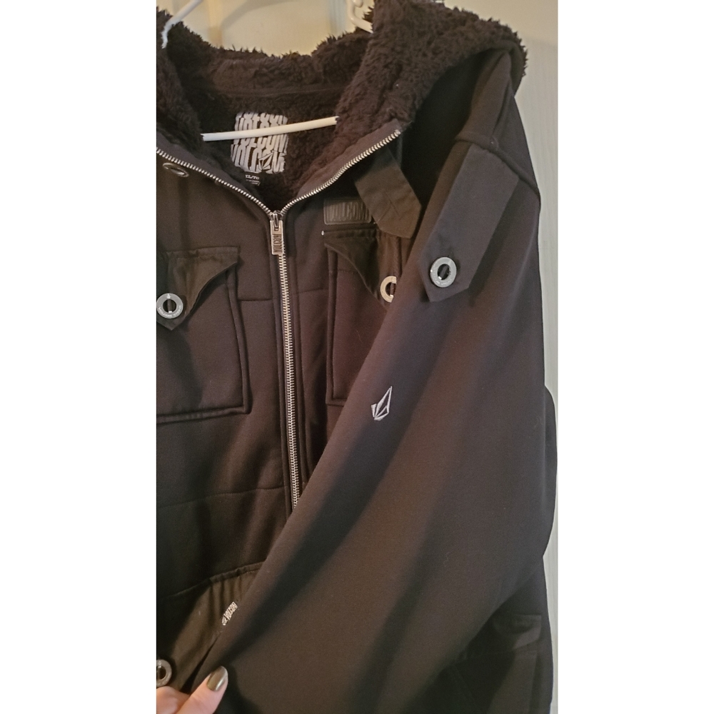 Volcom coat - Picture 2 of 2